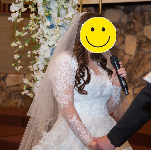 Ivory Wedding dress - Picture 12 of 12